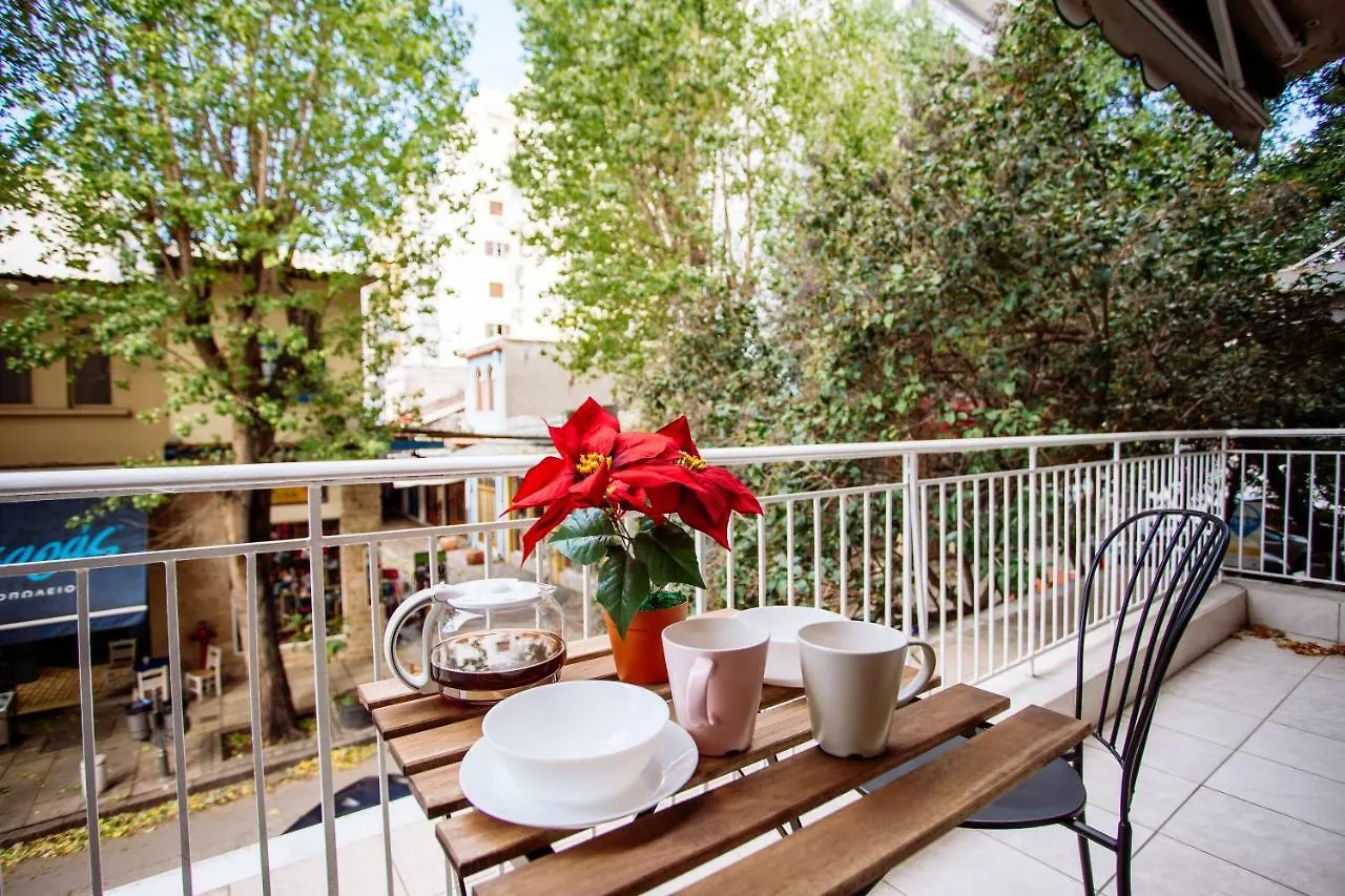 Luxurious & Modern | Walk Everywhere | 5★ Amenities Thessaloniki
