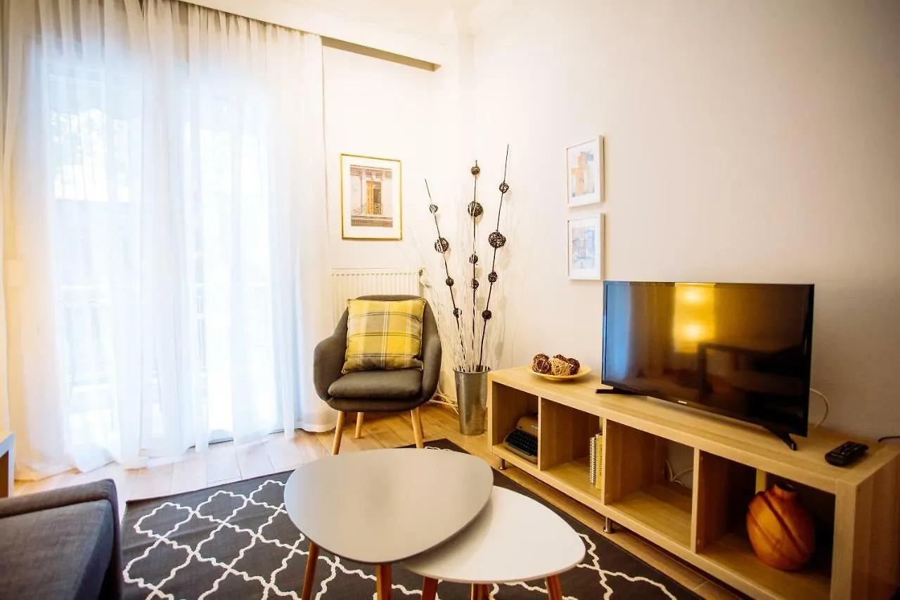 Apartment Luxurious & Modern | Walk Everywhere | 5★ Amenities Thessaloniki