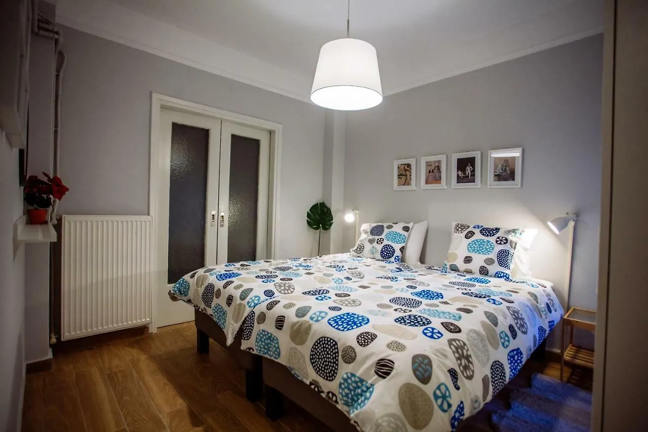 Luxurious & Modern | Walk Everywhere | 5★ Amenities Thessaloniki